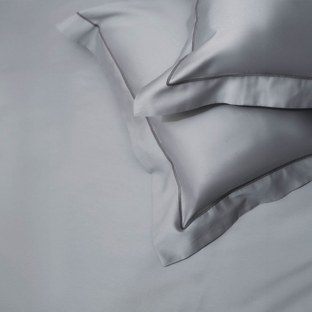 Lençol Light Gray + Toalha White